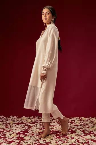 WHITE OVERSIZED KURTA