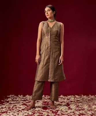 CHIKOO KURTA SET 1