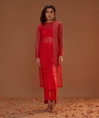 RED ORGANZA KURTA WITH PANTS 1