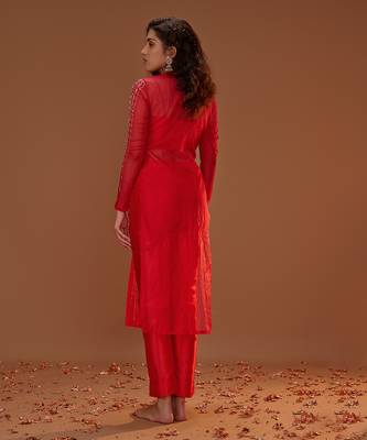 RED ORGANZA KURTA WITH PANTS 3