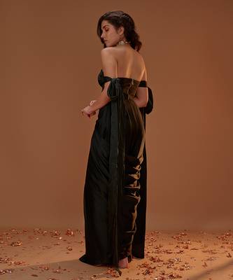 BOTTLE GREEN BUSTIER WITH DHOTI 2