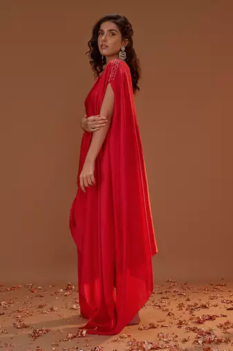 RED PLEATED KAFTAN