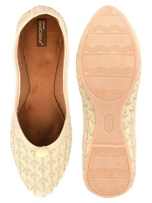 Desi Colour Off White Womens Indian Ethnic Comfort Footwear/Punjabi Jutti 5