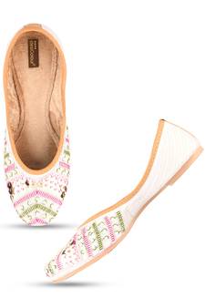 Desi Colour White Multiline Womens Indian Ethnic Comfort Footwear/Punjabi Jutti