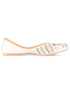 Desi Colour White Multiline Womens Indian Ethnic Comfort Footwear/Punjabi Jutti 3
