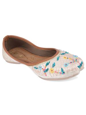 Desi Colour Multi Designer Dabka Womens Indian Ethnic Comfort Footwear/Punjabi Jutti7 2