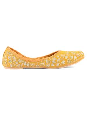 Desi Colour Mustard Boutique Womens Indian Ethnic Comfort Footwear/Punjabi Jutti 3