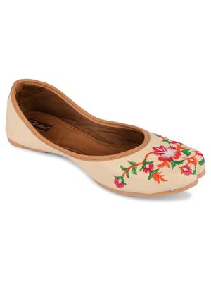 Desi Colour Multi Off White Womens Indian Ethnic Comfort Footwear/Punjabi Jutti 2