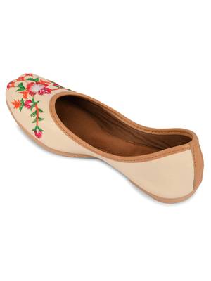 Desi Colour Multi Off White Womens Indian Ethnic Comfort Footwear/Punjabi Jutti 4