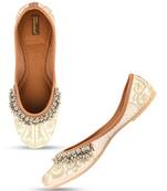 Desi Colour Offwhite Embellished Womens Indian Ethnic Comfort Footwear/Punjabi Jutti