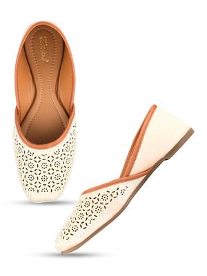 Desi Colour White Handcrafted Stone Work Womens Indian Ethnic Comfort Footwear/Punjabi Jutti 1