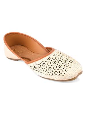 Desi Colour White Handcrafted Stone Work Womens Indian Ethnic Comfort Footwear/Punjabi Jutti 2