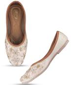 Desi Colour Baby Pink Designer Dabka Womens Indian Ethnic Comfort Footwear/Punjabi Jutti