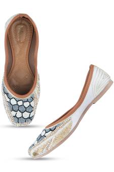 Desi Colour Multi Designer Dabka Womens Indian Ethnic Comfort Footwear/Punjabi Jutti3