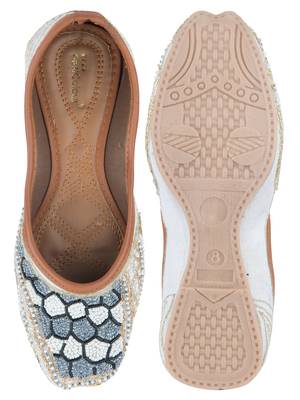 Desi Colour Multi Designer Dabka Womens Indian Ethnic Comfort Footwear/Punjabi Jutti3 5