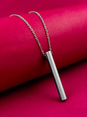 Silver necklaces 1