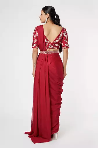 CANDY RED EMBROIDERED SAREE WITH BELT