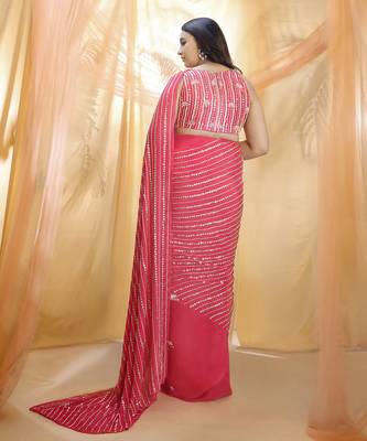 Hot pink saree with sleeveless blouse 3