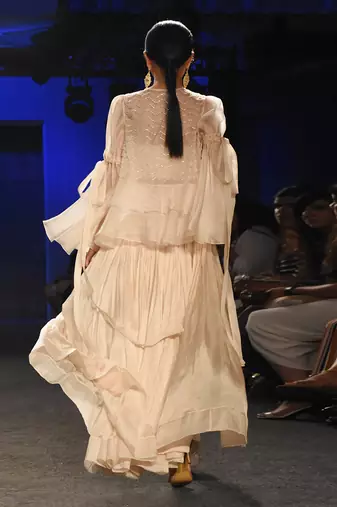 Cream nude half pant half skirt jacket set