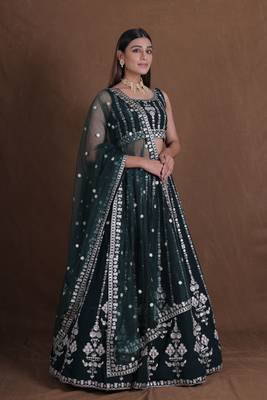 Green Wedding Lehenga Choli For Women Indian Party Wear Mahendi Function Wear Lengha Choli 2