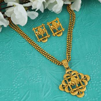Gold cubic zirconia ganpati-jewellery 5