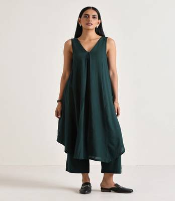 Dark Green Sleeveless Flared  Kurta Pant Set 2