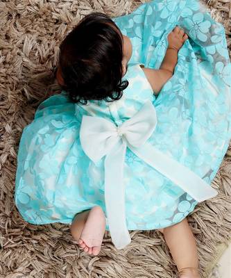 White And Blue Dress With Pearls Attach And Bow. 3