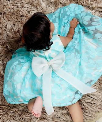 White And Blue Dress With Pearls Attach And Bow. 4