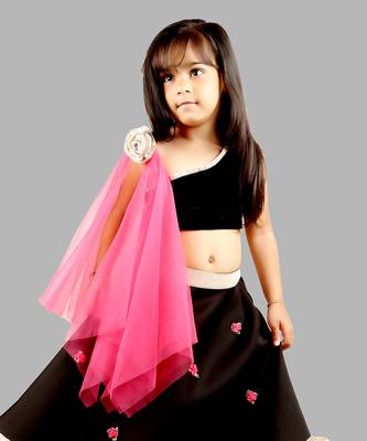 Black Ghagra Choli With Pink Dupatta 5