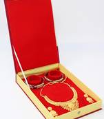 Maroon pendants