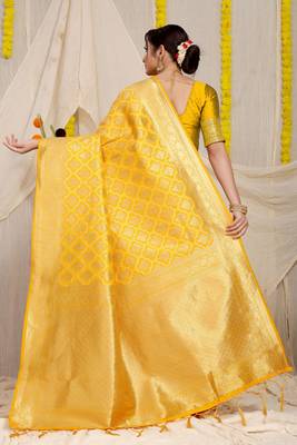 YELLOW BANARASI SILK SAREE WITH WWAVIVNG WORK  4