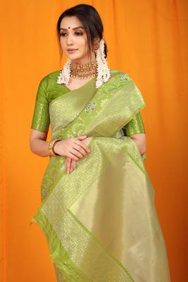 MEHNDI GREEN BANARASI SILK BEAUTIFUL SAREE  3