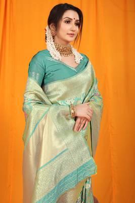 OCEAN COLOUR STUNNING BANARASI SILK SAREE 4