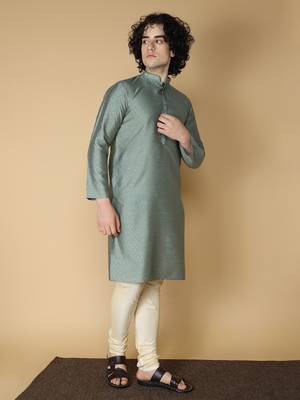 MAAHI FABS Green embroidered blended cotton kurta pajama 3