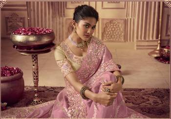 Beautiful Dola Silk With Self Zari & Heavy Border Work Saree 2