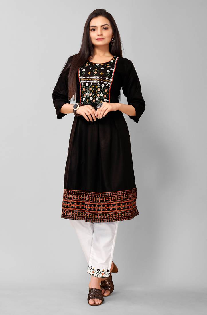 Black Colour Kurti Bottom Set For Trendy Girlish Looks