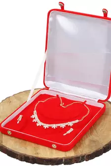 Red pendants