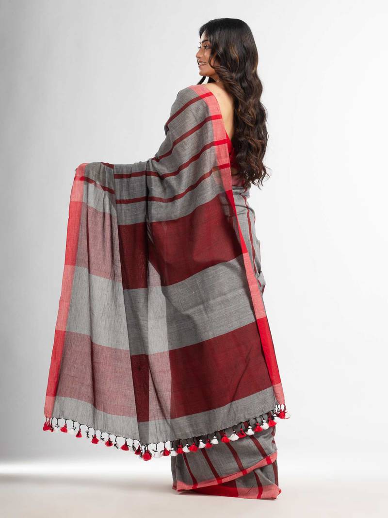 silver all body red strip moklin red border handwoven maslight saree