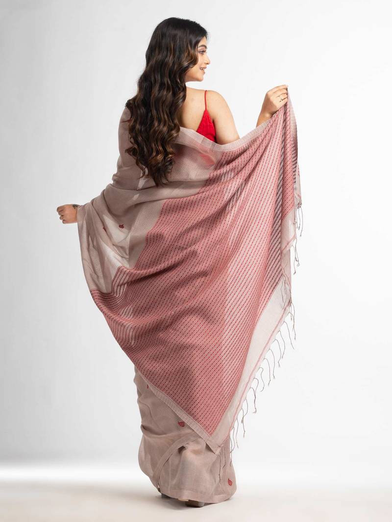 Beige resham cotton kota check all over Buti jacquqrd Pallu handwoven saree