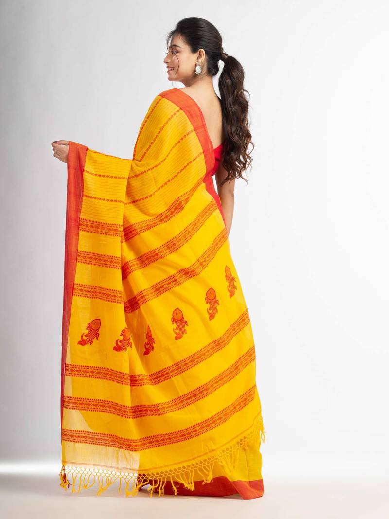 Yellow all body small fish design with fish design pallu in solid border handwoven Cotton-Sarees