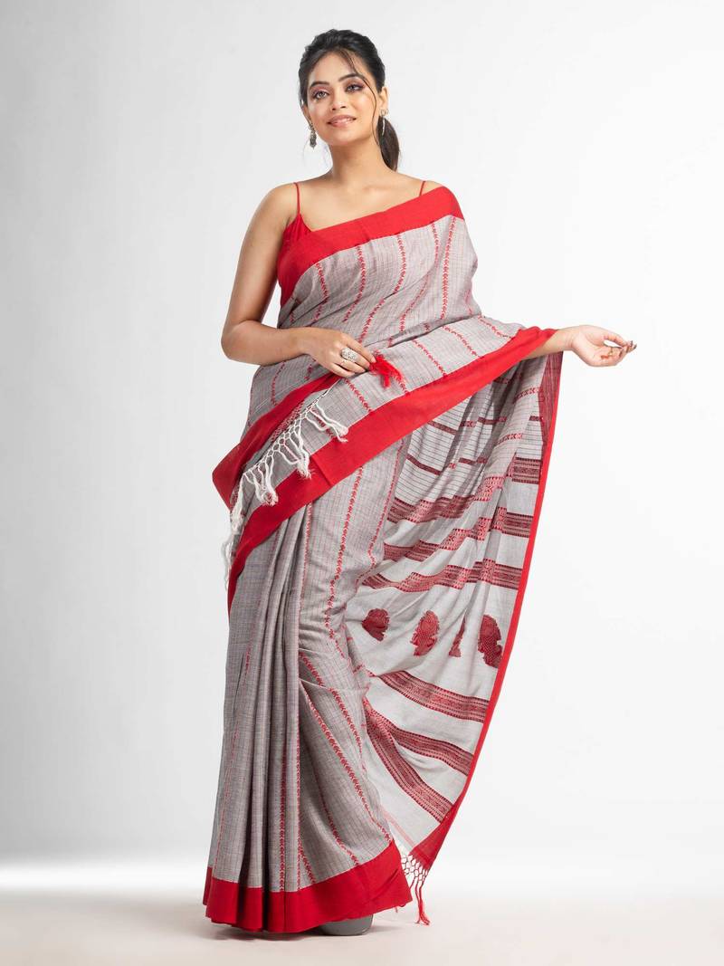 Grey all body small fish design with fish design pallu in solid border handwoven Cotton-Sarees