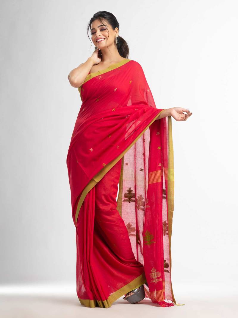 Red Green all body buti with buti in green border handwoven Cotton-Sarees