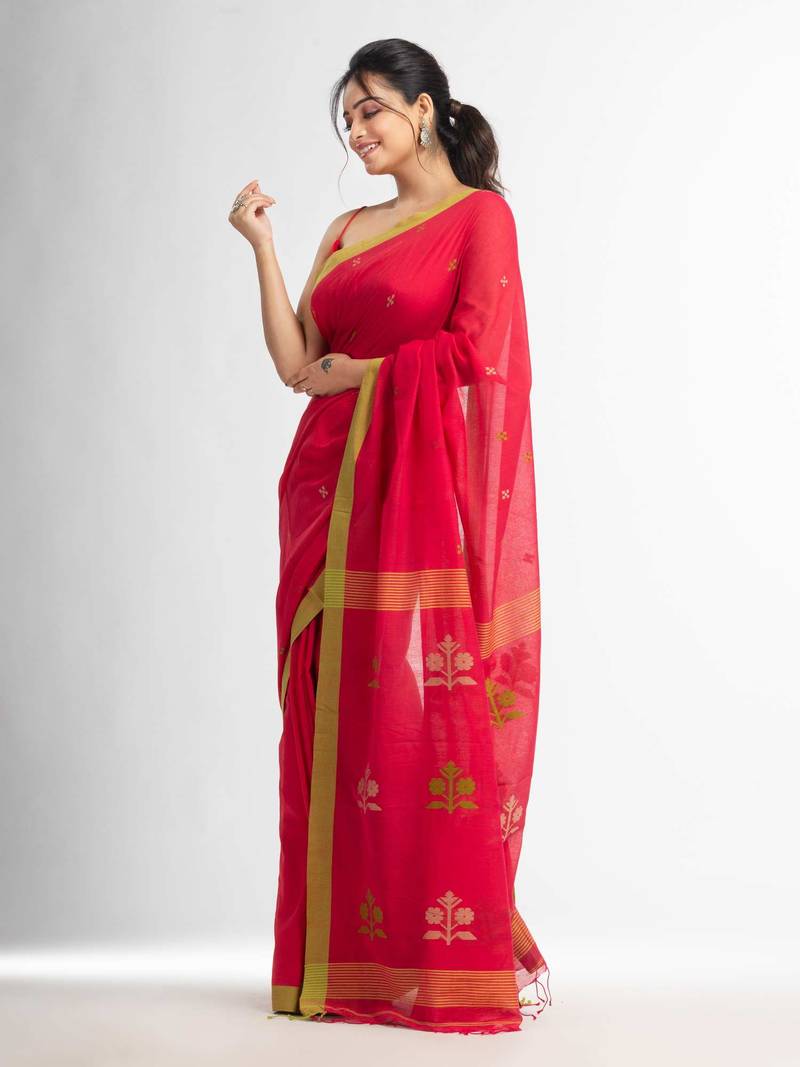 Red Green all body buti with buti in green border handwoven Cotton-Sarees