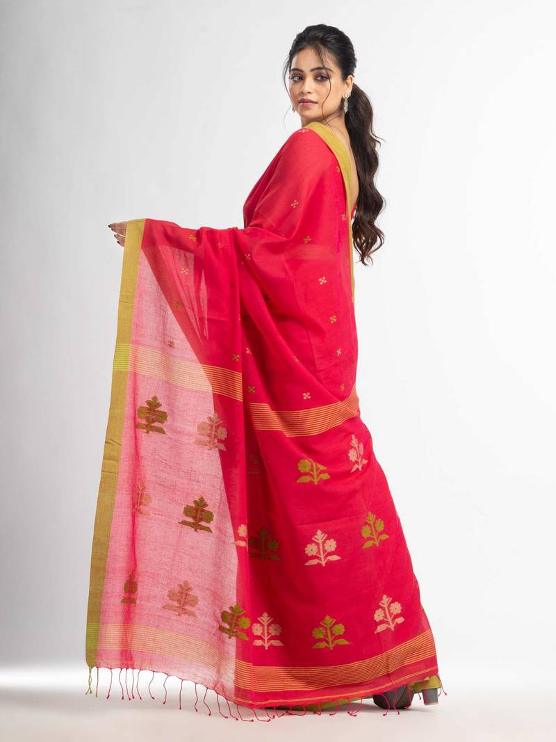 Red Green all body buti with buti in green border handwoven Cotton-Sarees