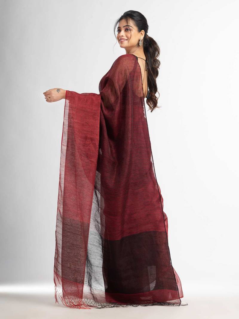 black all body type check with black pallu handwoven tissue linen saree