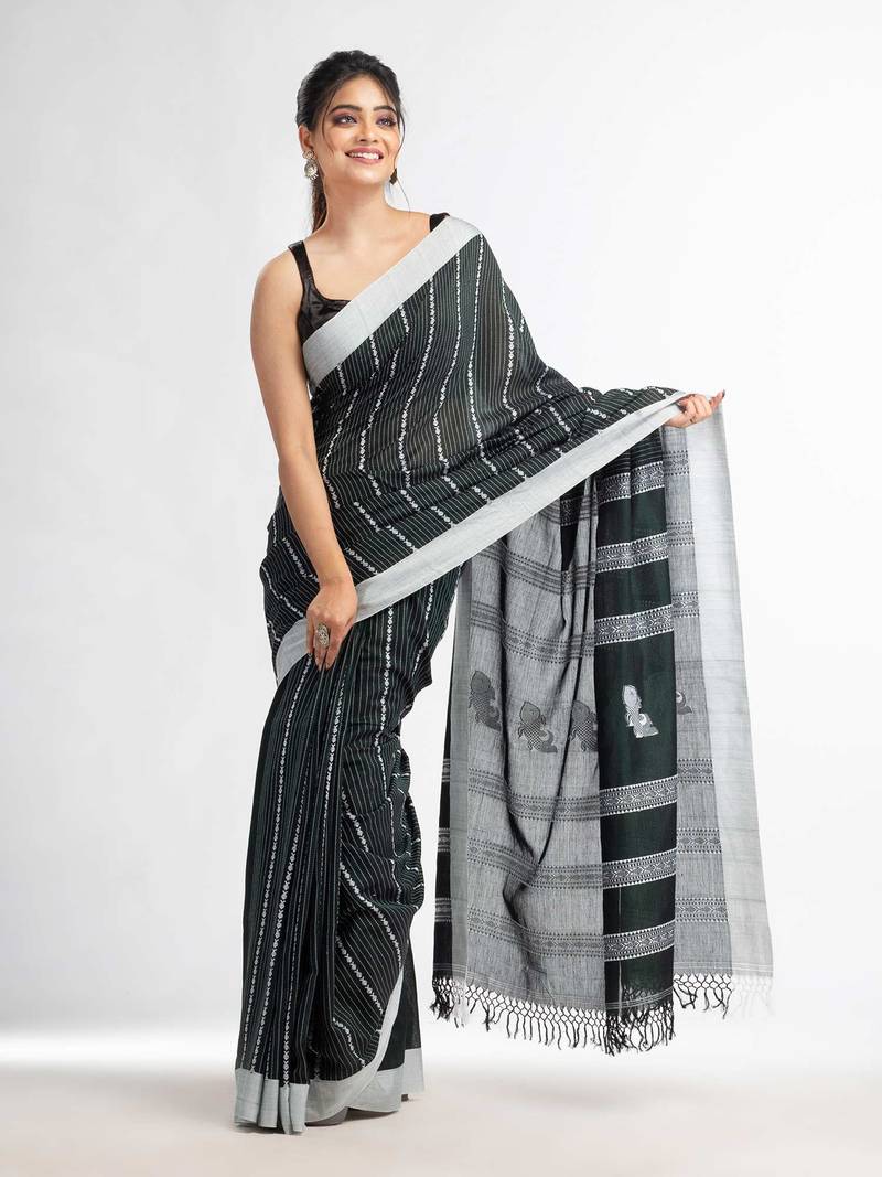 Bottle green all body small fish design with fish design pallu in solid border handwoven Cotton-Sarees