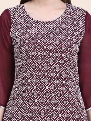 Ethnic motifs embroidered Round neck Three-quarter, regular sleeves Straight shape style Sequined 4