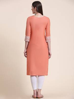 Ethnic motifs embroidered V-neck Three-quarter regular sleeves Straight shape style Thread work detail Calf length kurti 3