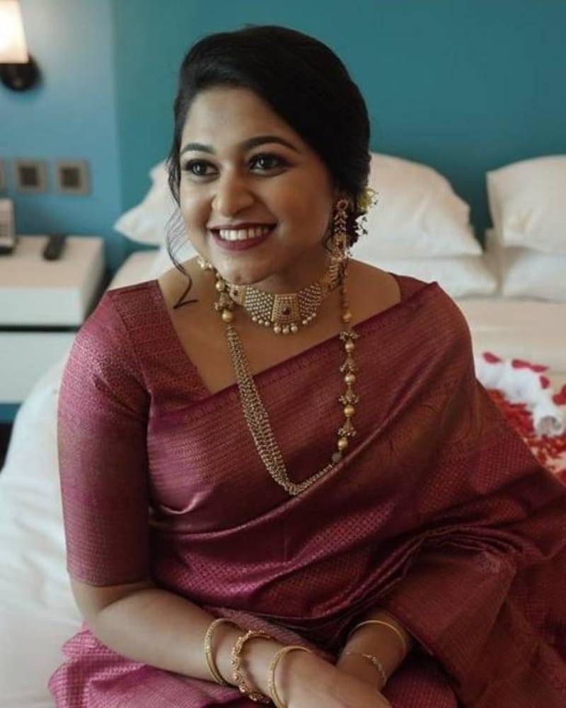 Pink Woven Art Silk Saree With Blouse Piece