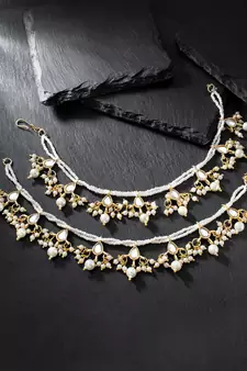 Traditional kundan & Pearl Studed Long Pearl Drop Beads Hair Chain Accessories for Women/Girls 